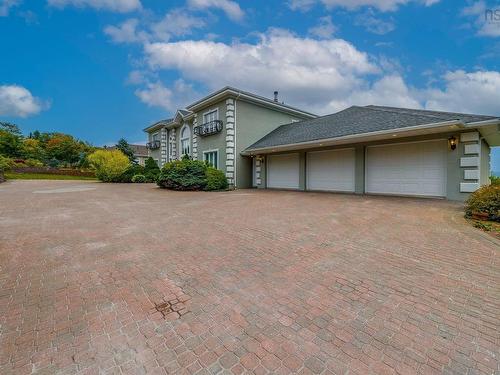 38 Lennox Road, Black Point, NS 