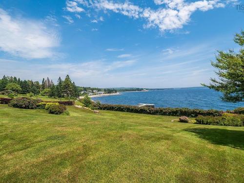38 Lennox Road, Black Point, NS 