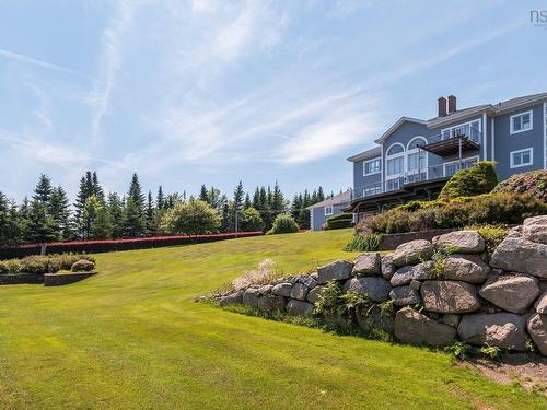 38 Lennox Road, Black Point, NS 