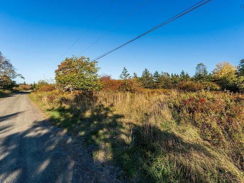 Fort Point Road, Ashmore, NS 