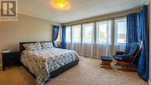 46 Holsted Road, Whitby, ON - Indoor Photo Showing Bedroom