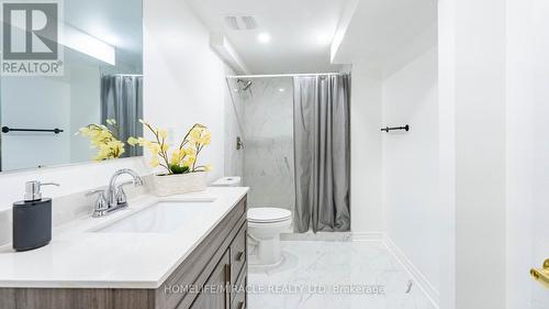 46 Holsted Road, Whitby, ON - Indoor Photo Showing Bathroom