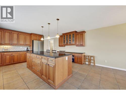 8949 122Nd Avenue, Osoyoos, BC - Indoor Photo Showing Kitchen