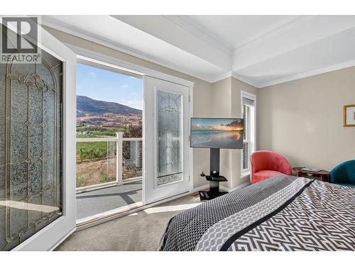 8949 122Nd Avenue, Osoyoos, BC - Indoor Photo Showing Bedroom