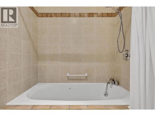 8949 122Nd Avenue, Osoyoos, BC - Indoor Photo Showing Bathroom