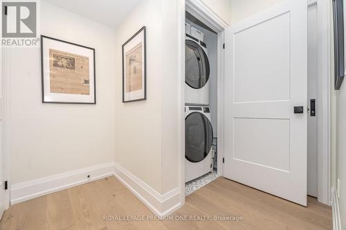 301 Court Street, Newmarket, ON - Indoor Photo Showing Laundry Room