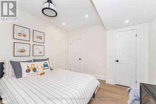 301 Court Street, Newmarket, ON - Indoor Photo Showing Bedroom