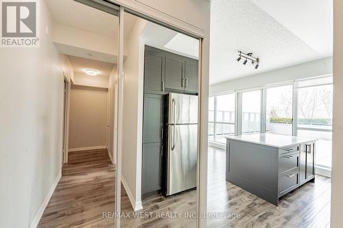 625 - 15 James Finlay Way, Toronto, ON - Indoor