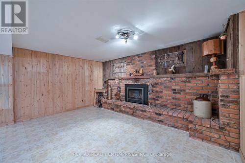 1544 Swanage Crescent, Mississauga, ON - Indoor Photo Showing Other Room With Fireplace