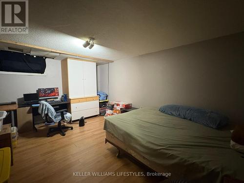 1840 Culver Drive, London East (East I), ON - Indoor Photo Showing Bedroom
