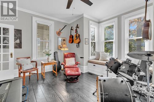 210 Lancaster Street E, Kitchener, ON - Indoor