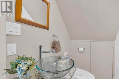 210 Lancaster Street E, Kitchener, ON - 