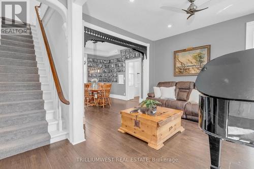 210 Lancaster Street E, Kitchener, ON - Indoor