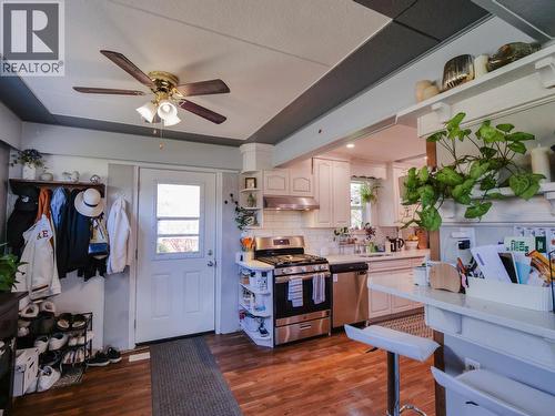 694 Walkem Street, Quesnel, BC - Indoor Photo Showing Kitchen With Stainless Steel Kitchen