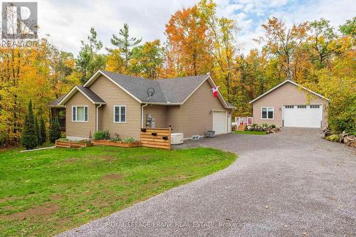 25 LAKELAND AVENUE  Trent Lakes, ON K0L 1J0