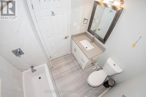 A - 389 Churchill Court, Waterloo, ON - Indoor Photo Showing Bathroom