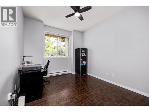 1964 Enterprise Way Unit# 115, Kelowna, BC - Indoor Photo Showing Office