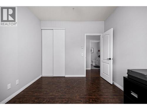 1964 Enterprise Way Unit# 115, Kelowna, BC - Indoor Photo Showing Other Room