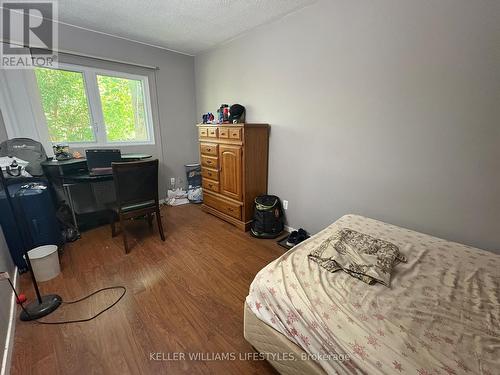 1904 Culver Drive, London East (East I), ON - Indoor Photo Showing Bedroom