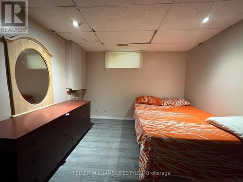 1904 Culver Drive, London East (East I), ON - Indoor Photo Showing Bedroom