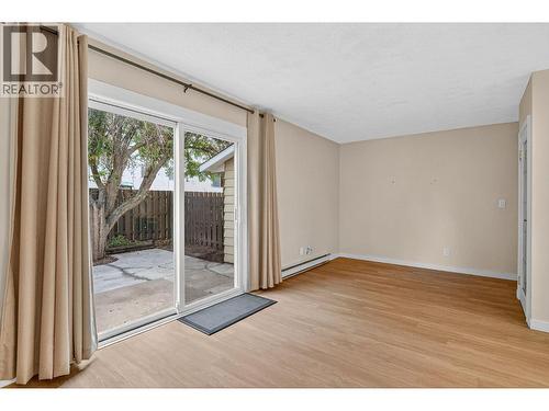 1153 Bernard Avenue Unit# 9, Kelowna, BC - Indoor Photo Showing Other Room