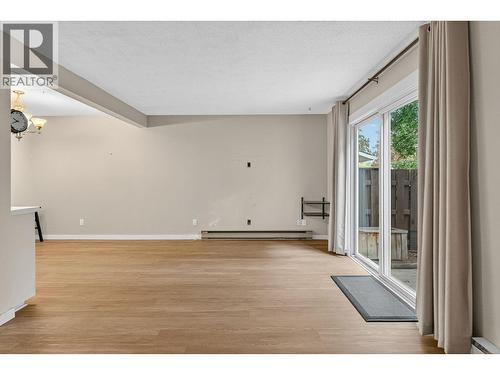 1153 Bernard Avenue Unit# 9, Kelowna, BC - Indoor Photo Showing Other Room