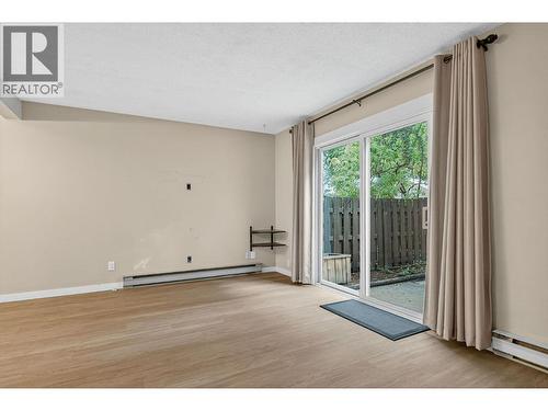 1153 Bernard Avenue Unit# 9, Kelowna, BC - Indoor Photo Showing Other Room