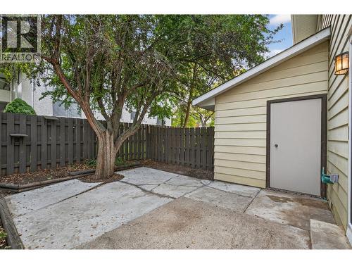 1153 Bernard Avenue Unit# 9, Kelowna, BC - Outdoor With Exterior