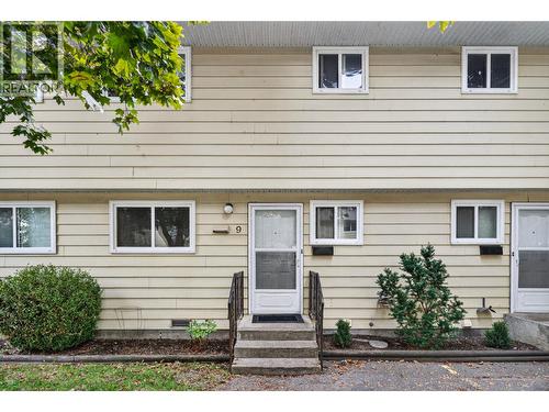 1153 Bernard Avenue Unit# 9, Kelowna, BC - Outdoor With Exterior