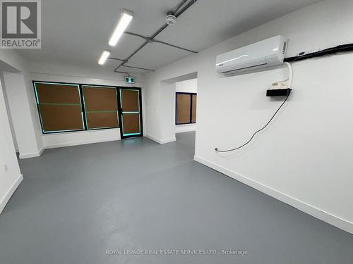 1070 Barton Street E, Hamilton, ON 