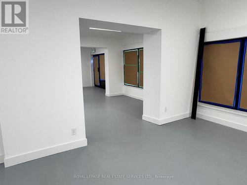 1070 Barton Street E, Hamilton, ON 