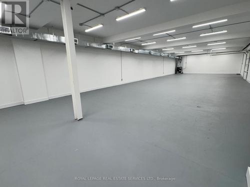 1068 Barton Street E, Hamilton, ON 