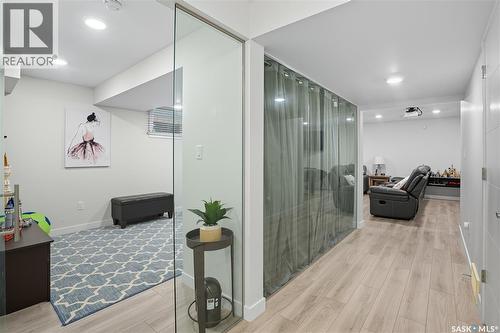 303 Dagnone Crescent, Saskatoon, SK - Indoor Photo Showing Bathroom