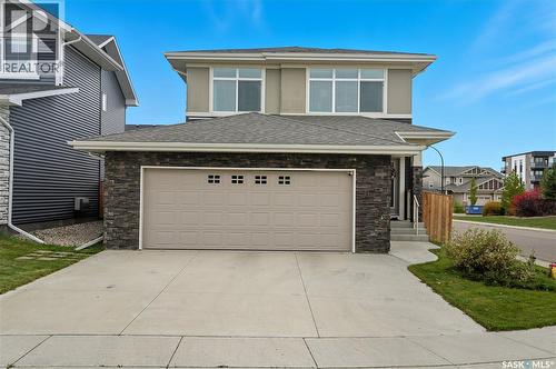 303 Dagnone Crescent, Saskatoon, SK - Outdoor