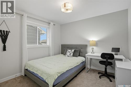 303 Dagnone Crescent, Saskatoon, SK - Indoor Photo Showing Bedroom
