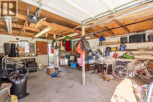 1357 Grosvenor Street, Regina, SK - Indoor Photo Showing Garage
