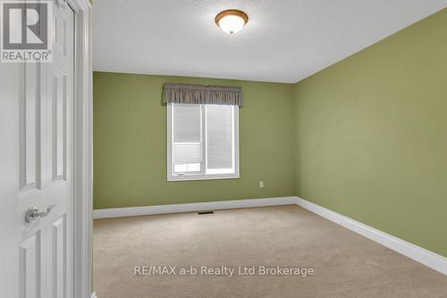 21 Windemere Avenue, Tillsonburg, ON - Indoor Photo Showing Other Room
