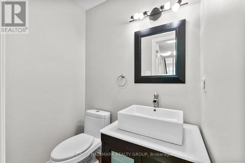 30 Lillico Drive, Ottawa, ON - Indoor Photo Showing Bathroom