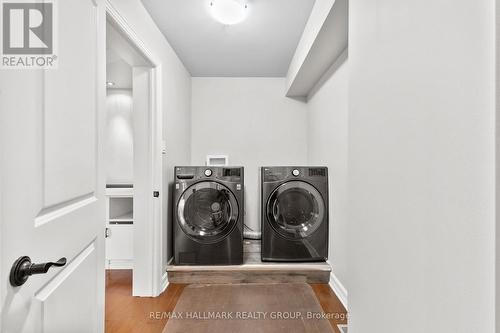 30 Lillico Drive, Ottawa, ON - Indoor Photo Showing Laundry Room