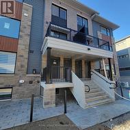 809 ARCADIAN PRIVATE  Ottawa, ON K2T 0S8