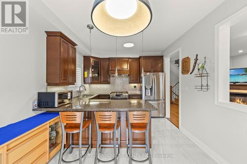 3265 Cabano Crescent, Mississauga, ON - Indoor Photo Showing Kitchen