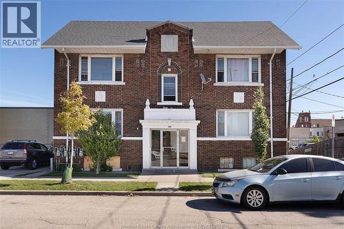 538 Louis AVENUE  Windsor, ON N9A 1W8