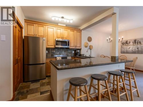 4576 Timberline Crescent Unit# 4, Fernie, BC - Indoor Photo Showing Kitchen