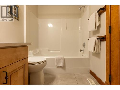 4576 Timberline Crescent Unit# 4, Fernie, BC - Indoor Photo Showing Bathroom