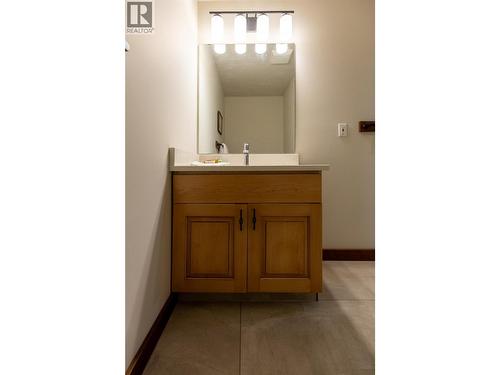 4576 Timberline Crescent Unit# 4, Fernie, BC - Indoor Photo Showing Bathroom