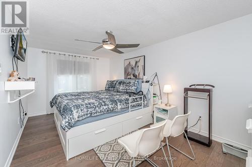 1 Denava Gate, Richmond Hill, ON - Indoor Photo Showing Bedroom