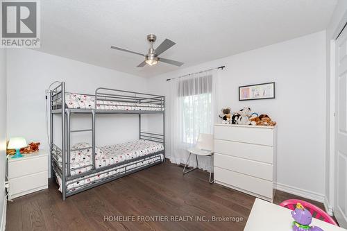 1 Denava Gate, Richmond Hill, ON - Indoor Photo Showing Bedroom