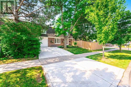 1 Denava Gate, Richmond Hill, ON - Outdoor