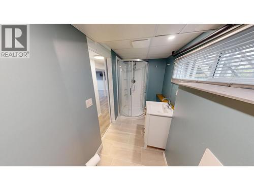 835 Spruce Avenue, 100 Mile House, BC - Indoor