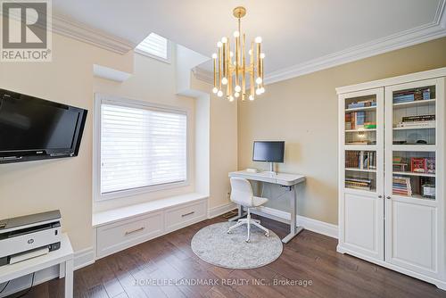 343 Tudor Avenue, Oakville, ON - Indoor